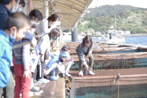 見て！感じて！体験しよう！！佐賀関漁協裏側ツアー