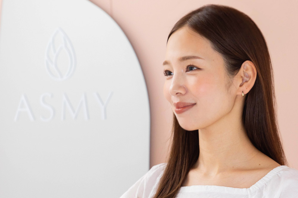 ももこさん［経営者・モデル・インスタグラマー・メイクアップアーティスト・秘書］